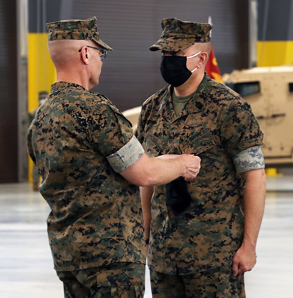 MARCORLOGCOM welcomes new sergeant major, retires former senior enlisted advisor