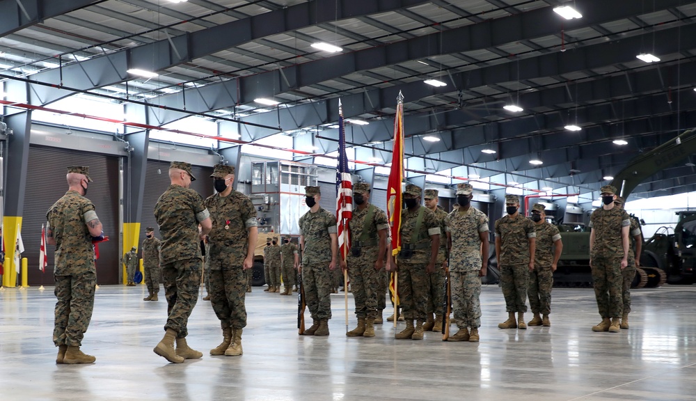 MARCORLOGCOM welcomes new sergeant major, retires former senior enlisted advisor