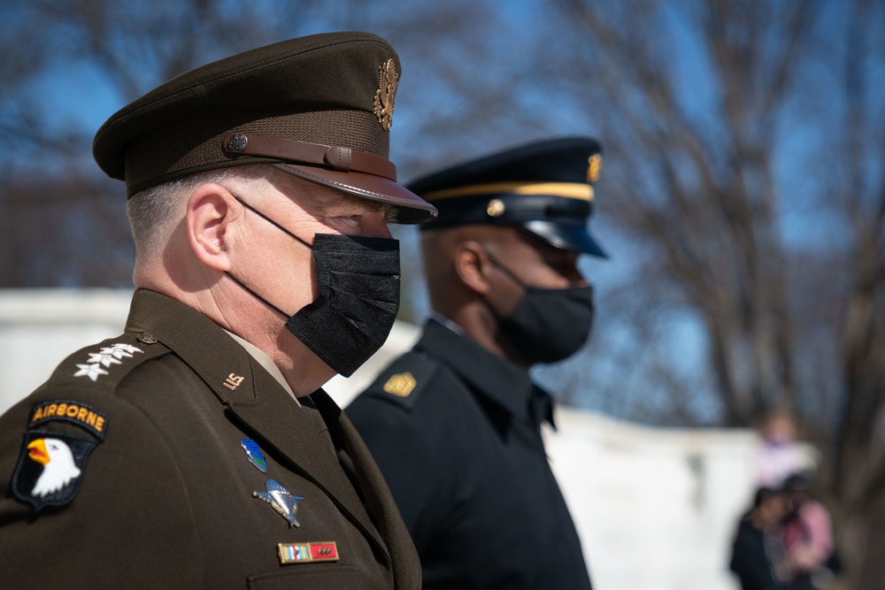 CJCS views change of guard at Tomb of the Unknown Soldier