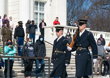 CJCS views change of guard at Tomb of the Unknown Soldier