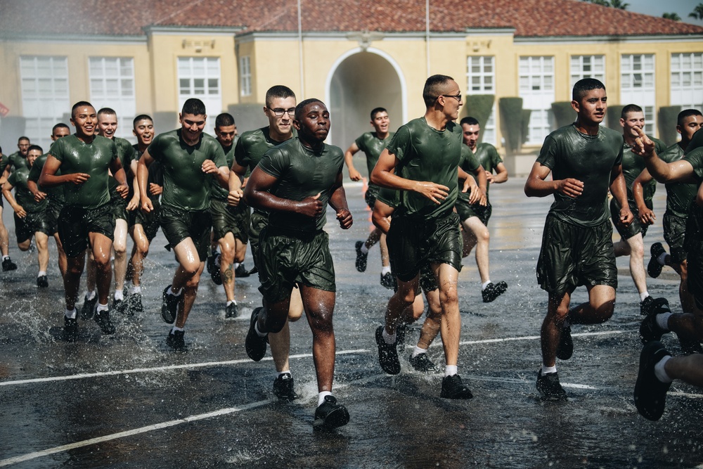 MCRD San Diego: Lima Company Motivational Run