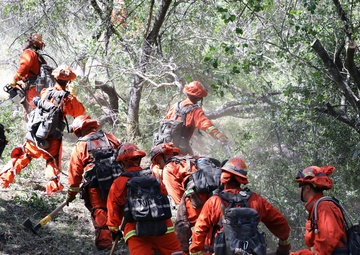 Cal Guard, inmates share firefighting testing ground