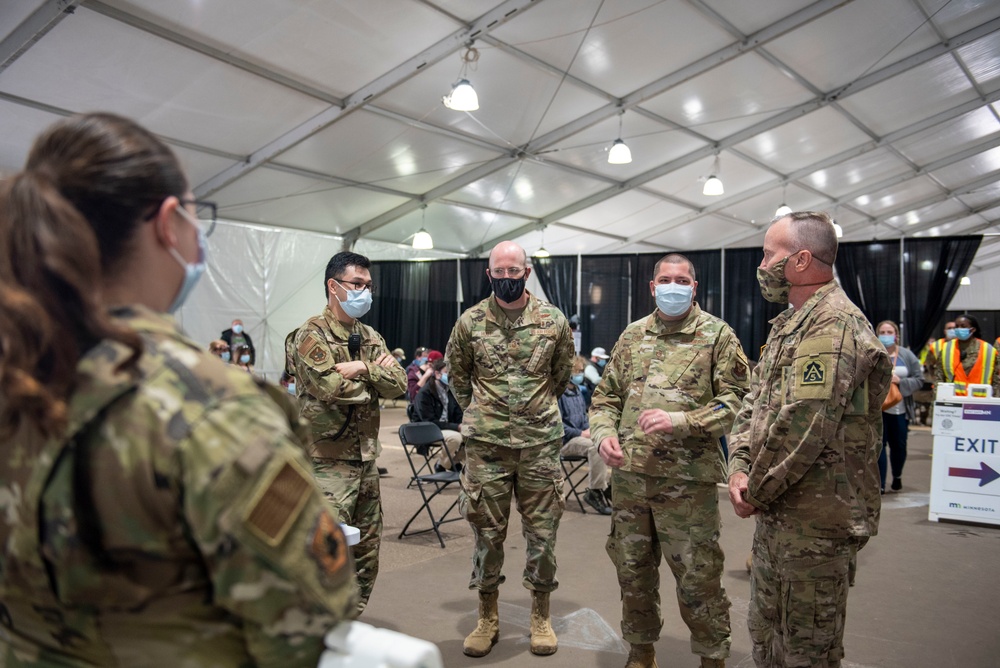 Brig. Gen. Robert E. Suter visits St. Paul CVC