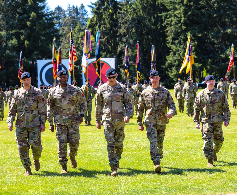 Bayonet division welcomes new command team