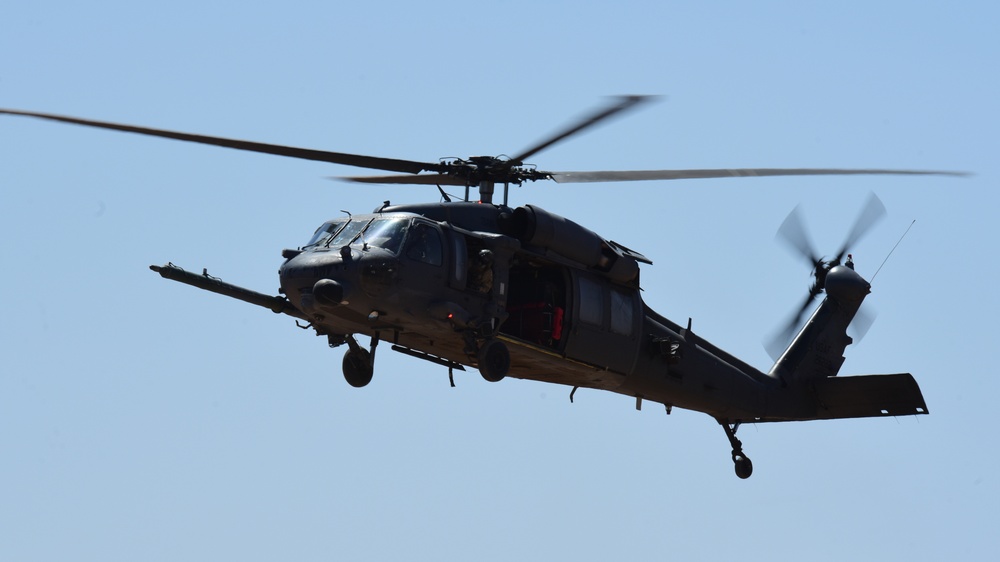 55th Rescue Squadron trains over Arizona desert