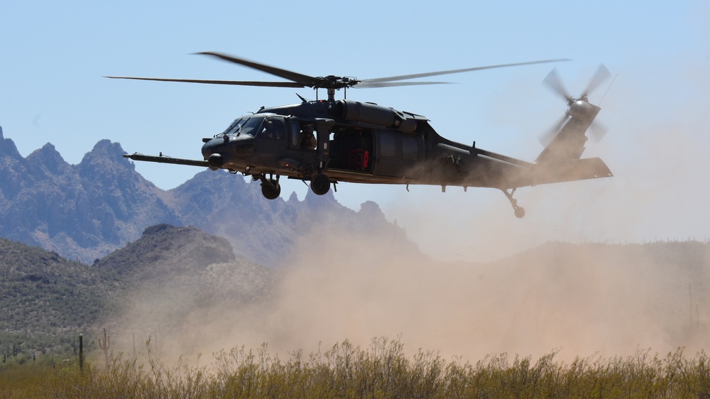 55th Rescue Squadron trains over Arizona desert