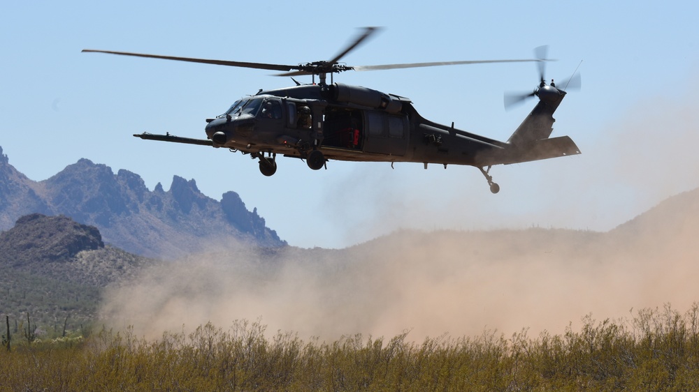 55th Rescue Squadron trains over Arizona desert