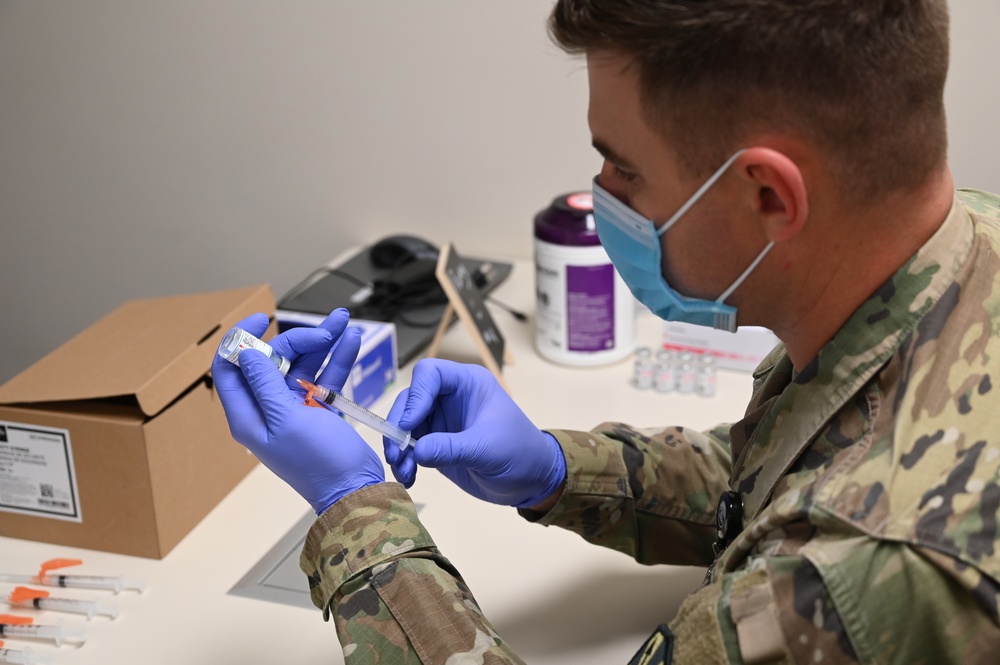 AZNG supports vaccination site in Mohave County