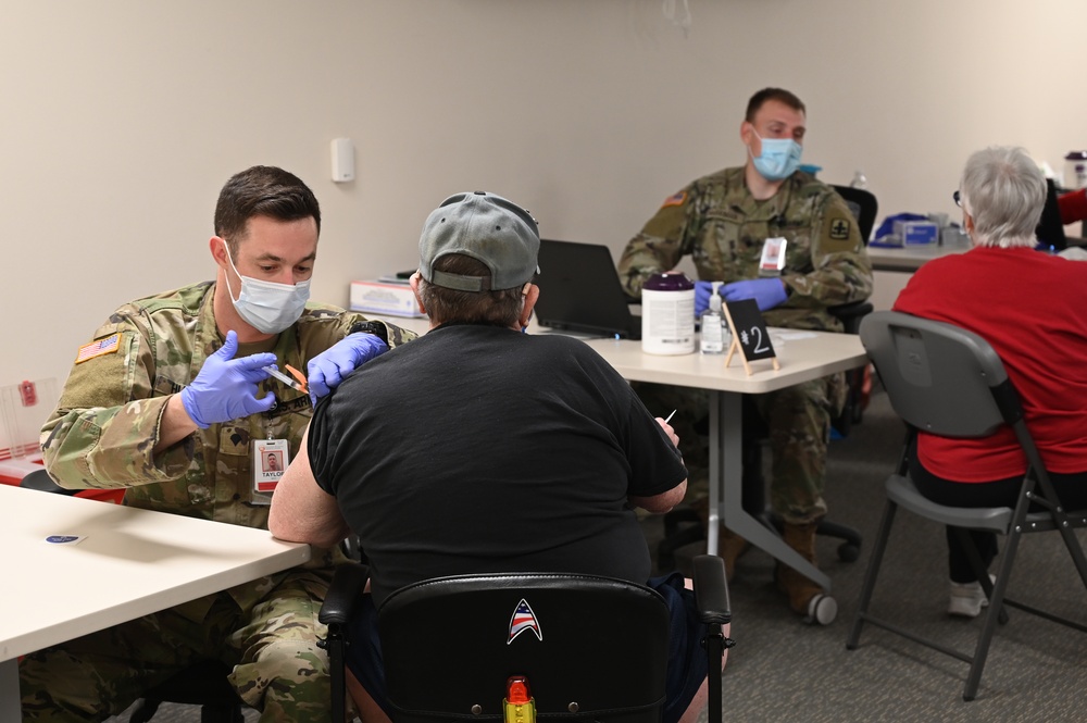 AZNG supports vaccination site in Mohave County