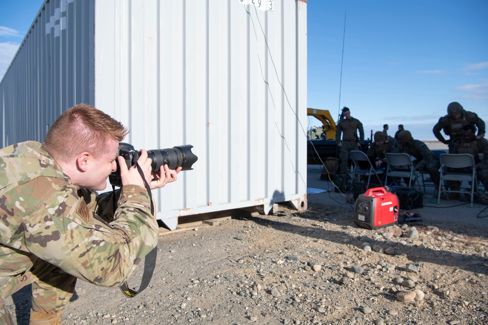 Air Force public affairs documents Marines HIMARS exercise (2 of 2)