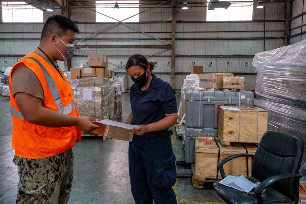 NAVSUP FLC Bahrain Operations at the Aviation Unit