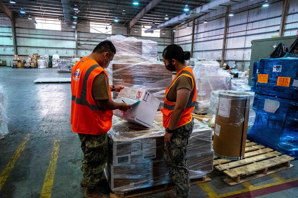 NAVSUP FLC Bahrain Operations at the Aviation Unit