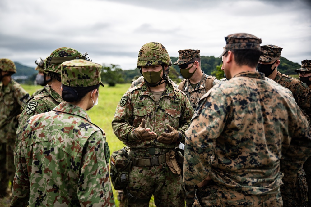 ARC-21 | U.S., French, Japanese troops conduct amphibious landing rehearsal