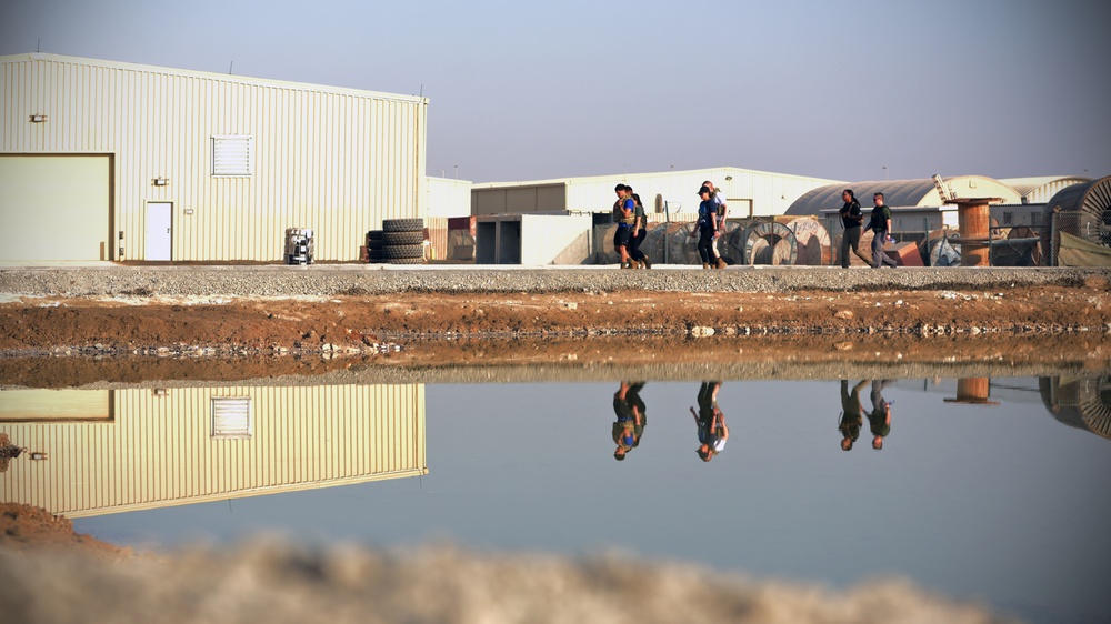 Troops ruck 10K for National Police Week at Al Dhafra