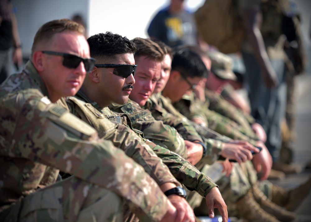 Troops ruck 10K for National Police Week at Al Dhafra