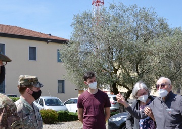 After 70 years, Italian man visits his former post at Caserma Ederle