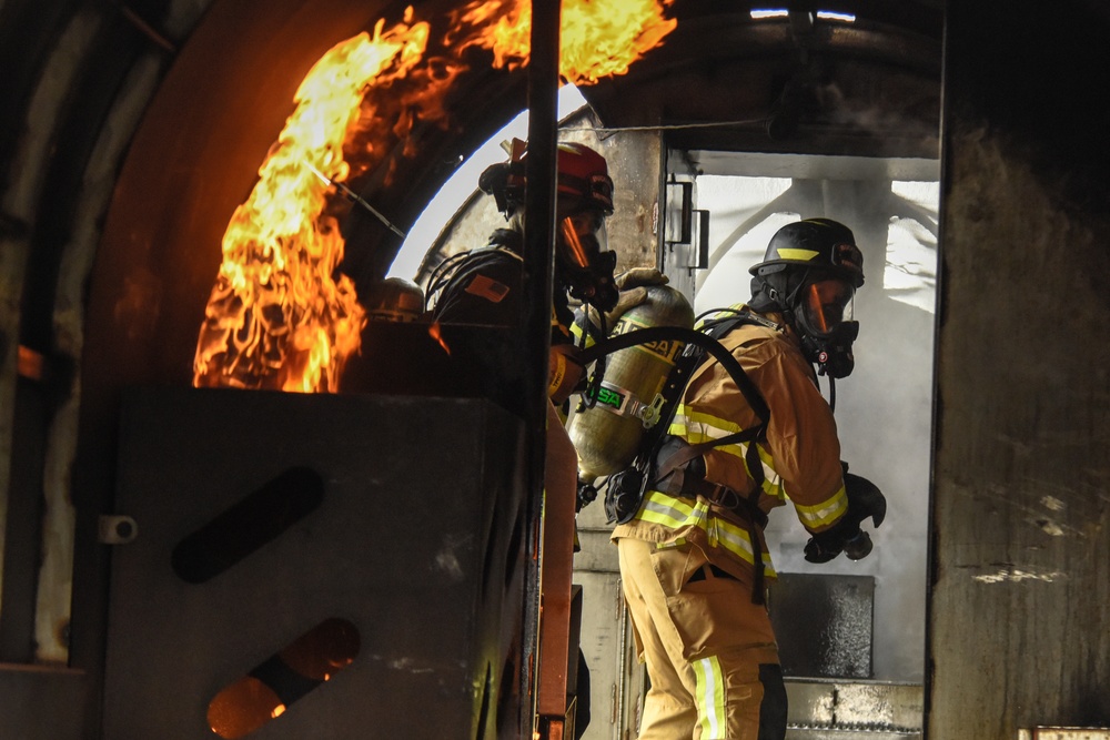 Buckley Garrison Command Team Participates in Firefighting Exercise