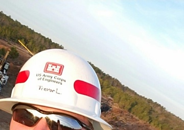 Corps employee saves life of boater in distress