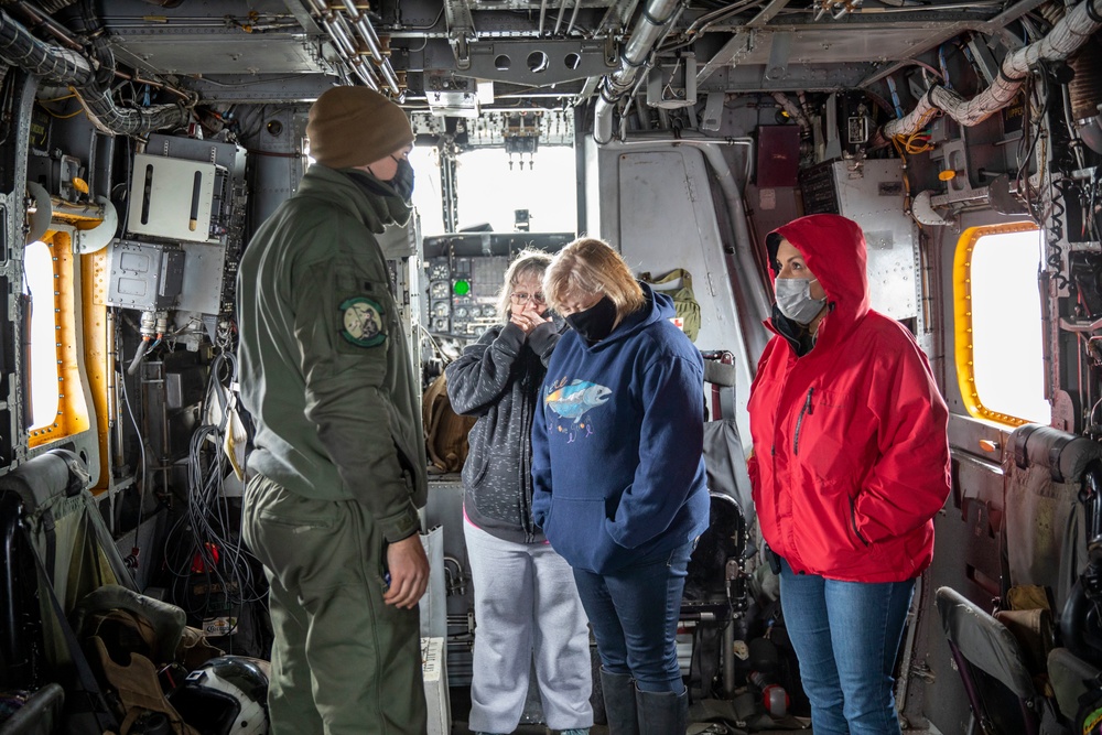 15th MEU hosts open house for Cold Bay residents during NE21