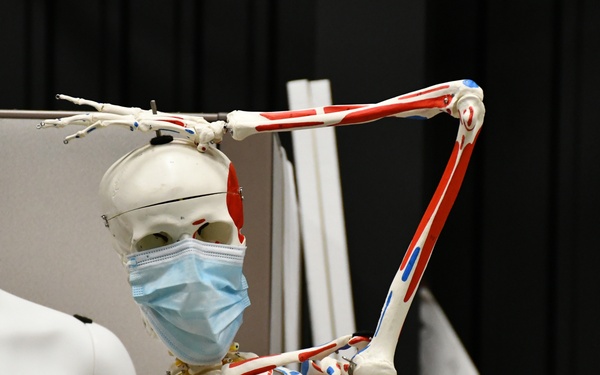 Executive Technical Director tour of DEVCOM DAC Facilities