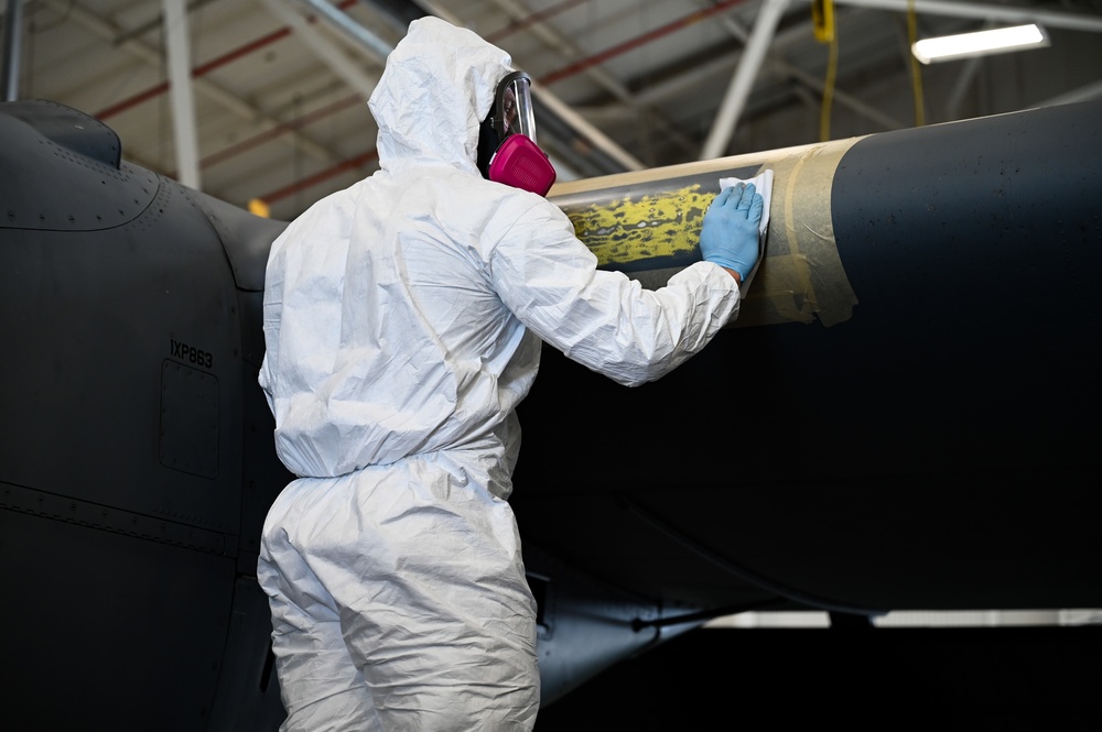 165th AW tests new paint formula for c-130 Hercules