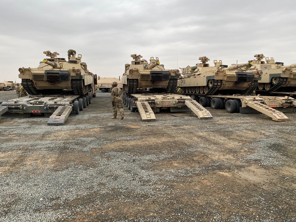 1st Cavalry Division, 553rd Division Sustainment Support Battalion, Charlie Company Deployment to Kuwait