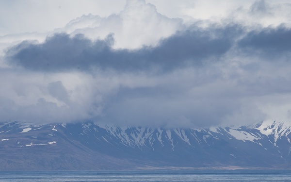 USS Somerset conducts LCAC operations in support of Northern Edge 21