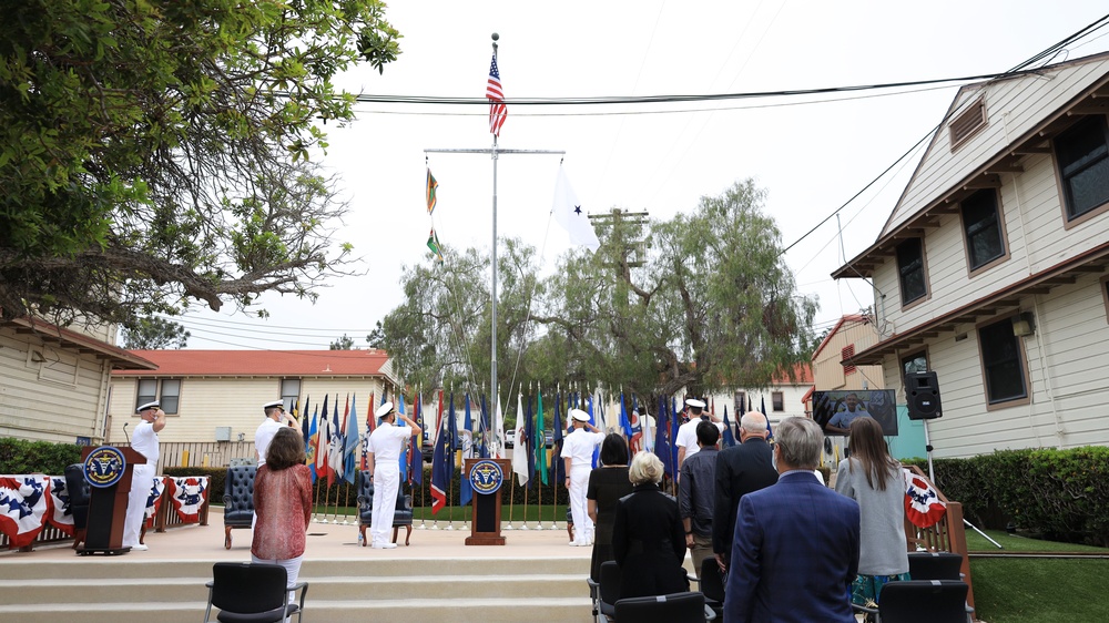 Naval Medical Forces Pacific Commander Presides Over Naval Health Research Center Change of Command