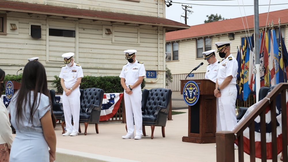 Naval Medical Forces Pacific Commander Presides Over Naval Health Research Center Change of Command