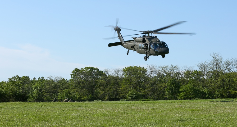 Blackhawk takes off during Swift Response 21