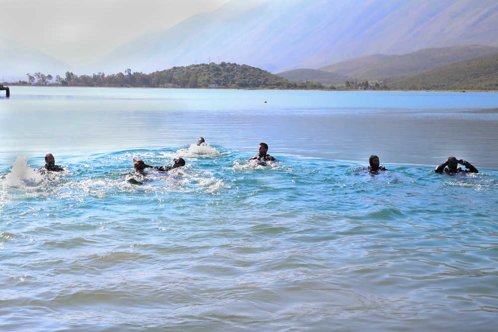 U.S. Army Divers conduct training with Albanian Divers