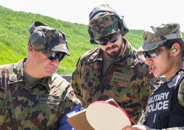 KFOR military police celebrate National Police Appreciation Week through cooperative training