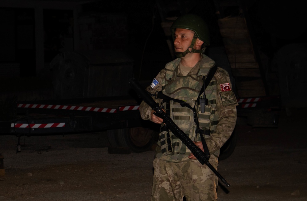 Dvids Images Turkish Kfor Soldiers Conduct Town Patrol [image 1 Of 10]