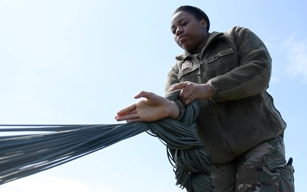 25th APS Hones Air Drop Capabilities during Auburn Tide