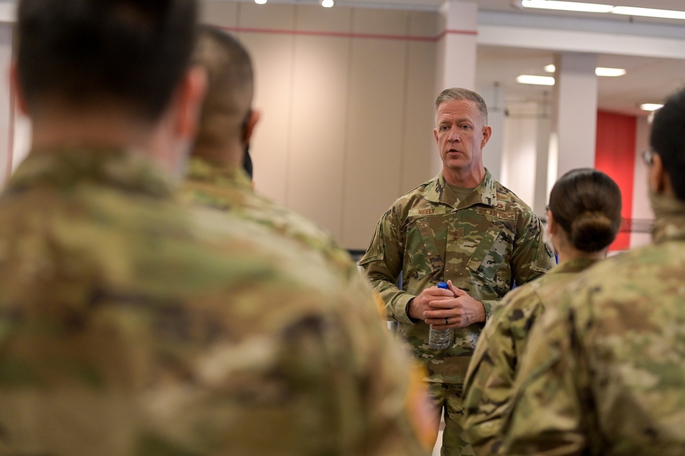 Maj. Gen. Neely Visits Service Members Working Vaccination Sites