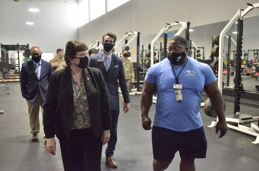 IMCOM-Readiness director tours Fort Campbell on official visit, engages workforce