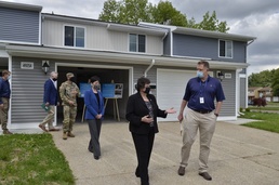 IMCOM-Readiness director tours Fort Campbell on official visit, engages workforce