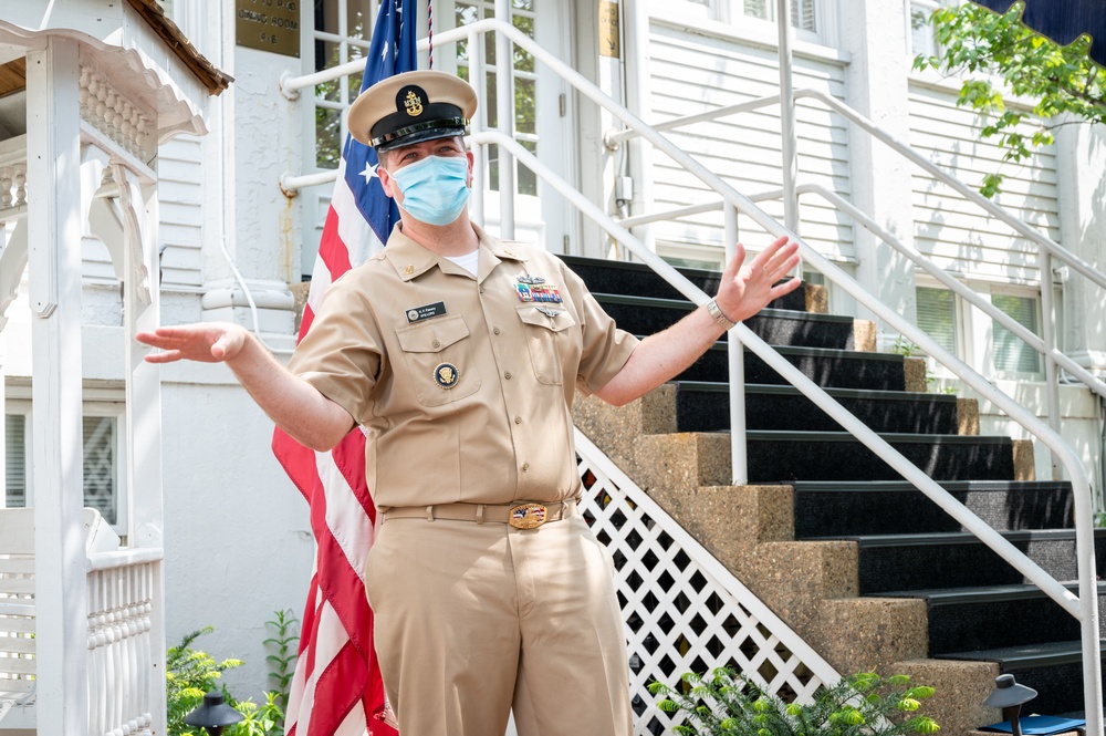 CSCS Korhy Flanary, CS1 Gideon Ige reenlistment ceremony