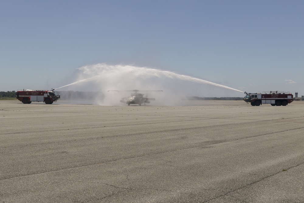 Col. Michael McFadden completes final flight at Hunter Army Airfield, Georgia.