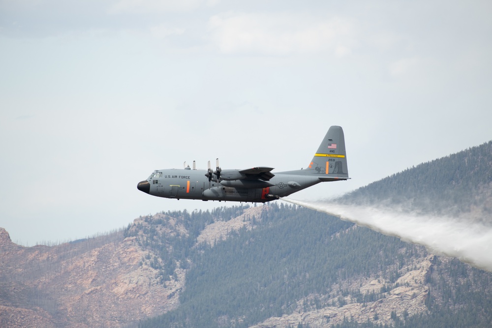 153rd Airlift Wing C-130 drops potable water