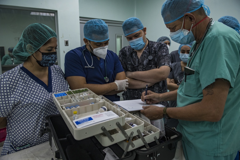 JTF-Bravo Forward Surgical Section performs surgeries in El Salvador during Resolute Sentinel 21