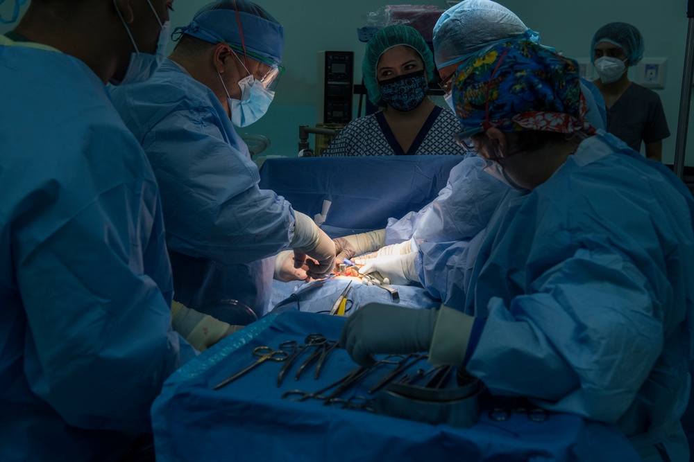 JTF-Bravo Forward Surgical Section performs surgeries in El Salvador during Resolute Sentinel 21