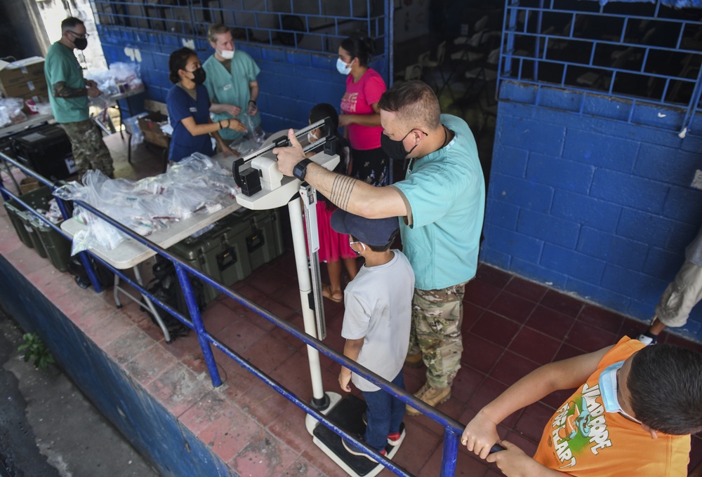 JTF-Bravo conducts MEDRETE on Meanguera Island, El Salvador during Resolute Sentinel 21