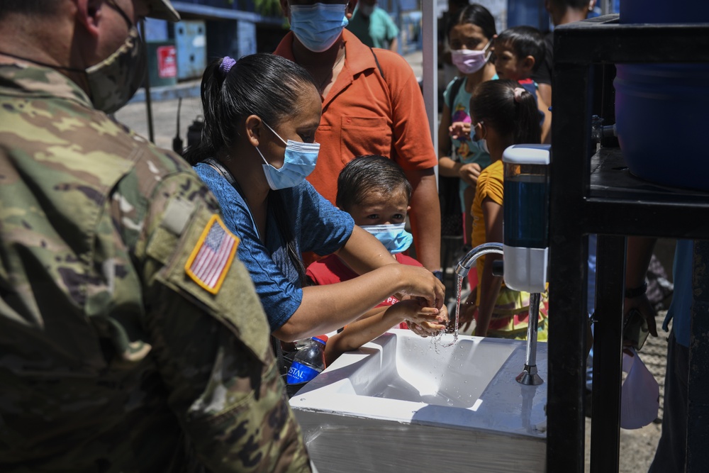 JTF-Bravo conducts MEDRETE on Meanguera Island, El Salvador during Resolute Sentinel 21