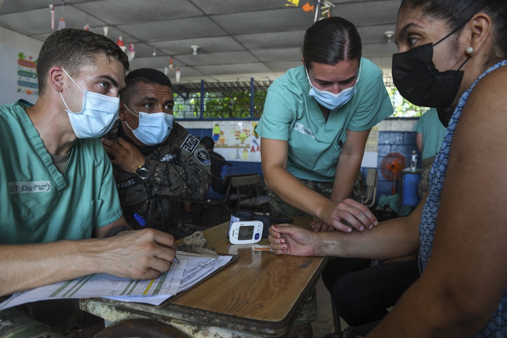 JTF-Bravo conducts MEDRETE on Meanguera Island, El Salvador during Resolute Sentinel 21