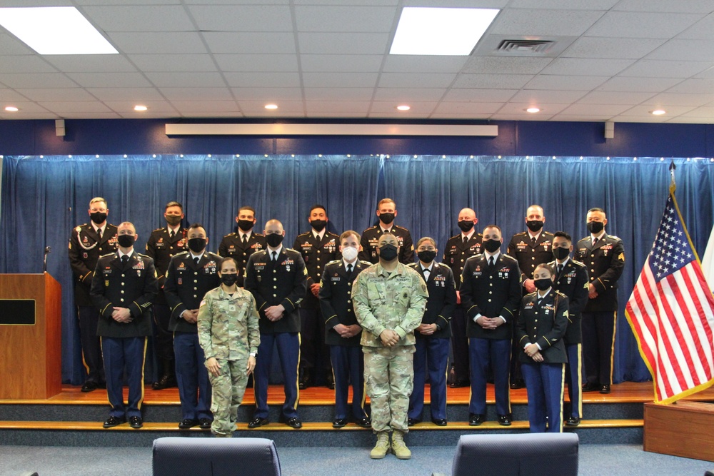 Graduating Classes of Advanced Leadership Course Cycle 04-21.