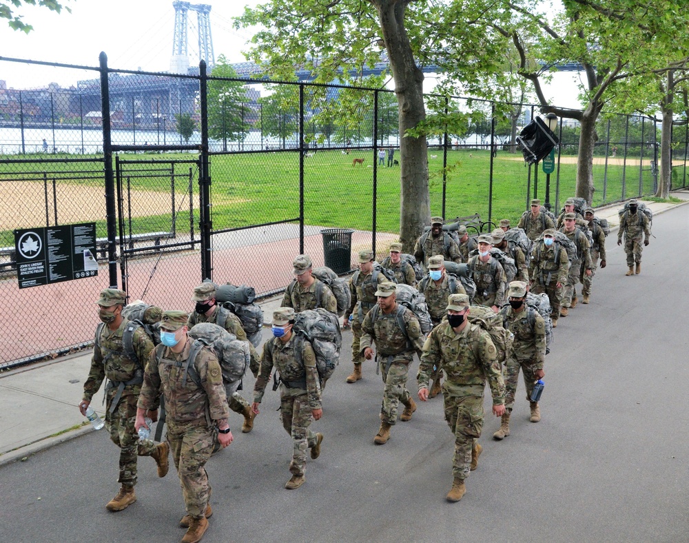 NYARNG &quot;Fighting 69th&quot; Infantry Regiment Conduct 6 Mile Ruck March in NYC