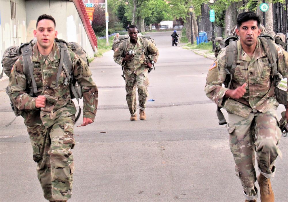 NYARNG &quot;Fighting 69th&quot; Infantry Regiment Conduct 6 Mile Ruck March in NYC