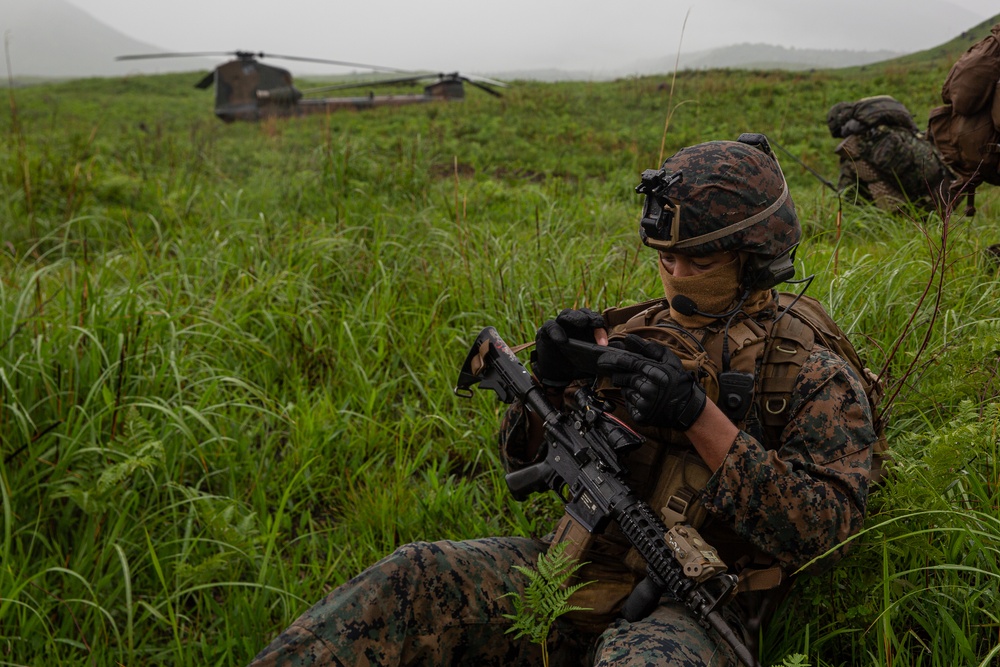 ARC-21 | U.S., French, Japanese troops conduct multilateral assault