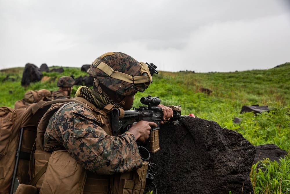 ARC-21 | U.S., French, Japanese troops conduct multilateral assault